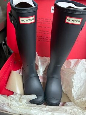 Hunter Matte Black Tall Rain Boots with Logo Plaque